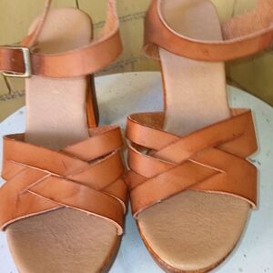 Sandals strappy